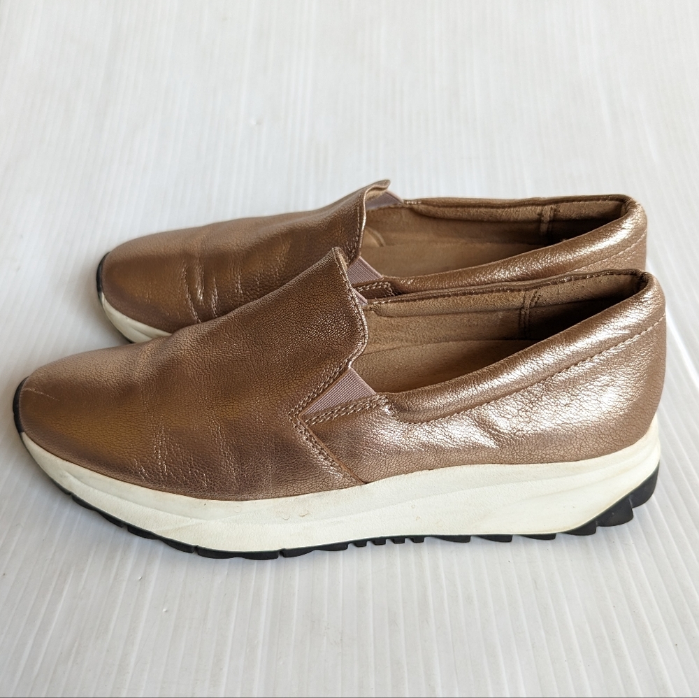 NATURALIZER Selah rose gold slip-on sneakers loafers - Picture 5 of 11
